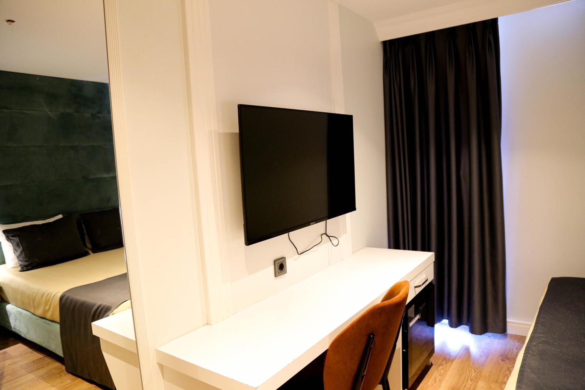 Axu Airport Hotel Arnavutkoy Екстериор снимка A room at the hotel